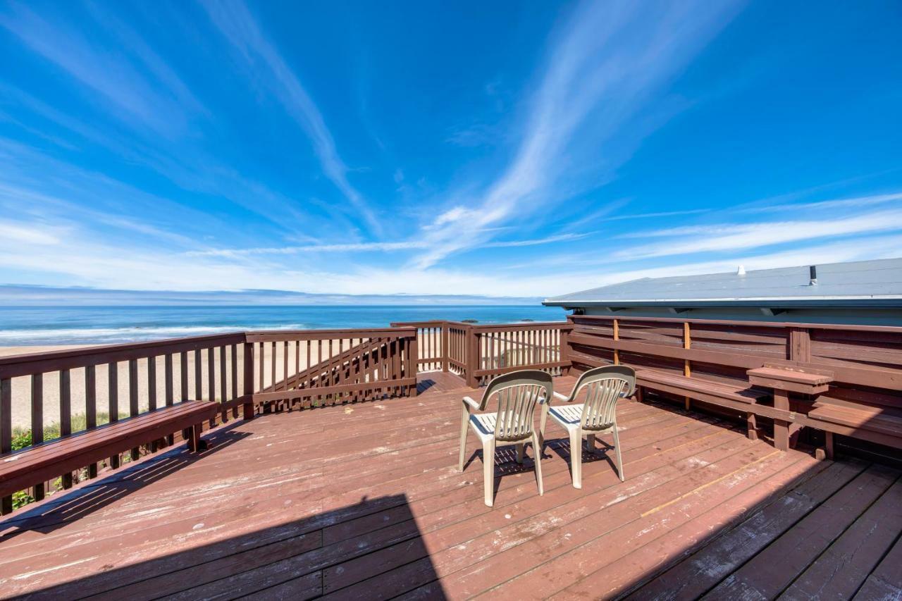 Lincoln City Beach Front Vacation Rental Екстериор снимка
